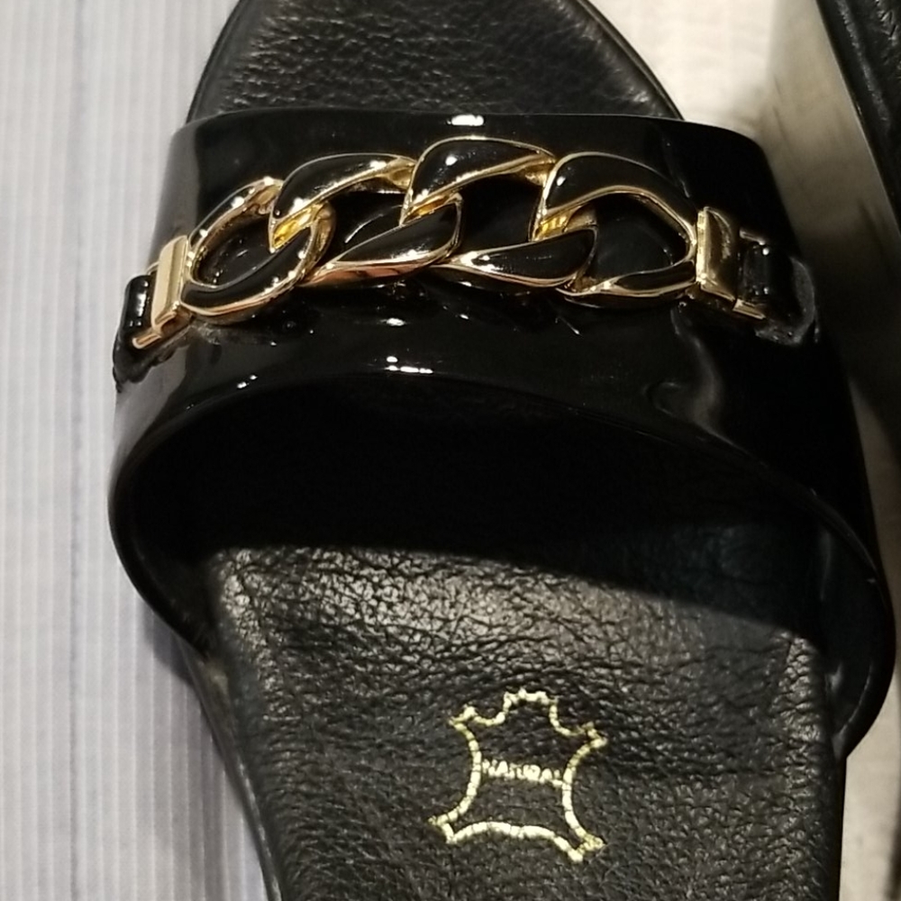 Us 8 - Sandals - Picture 7 of 7